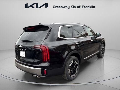 New 2025 Kia Telluride S image 7