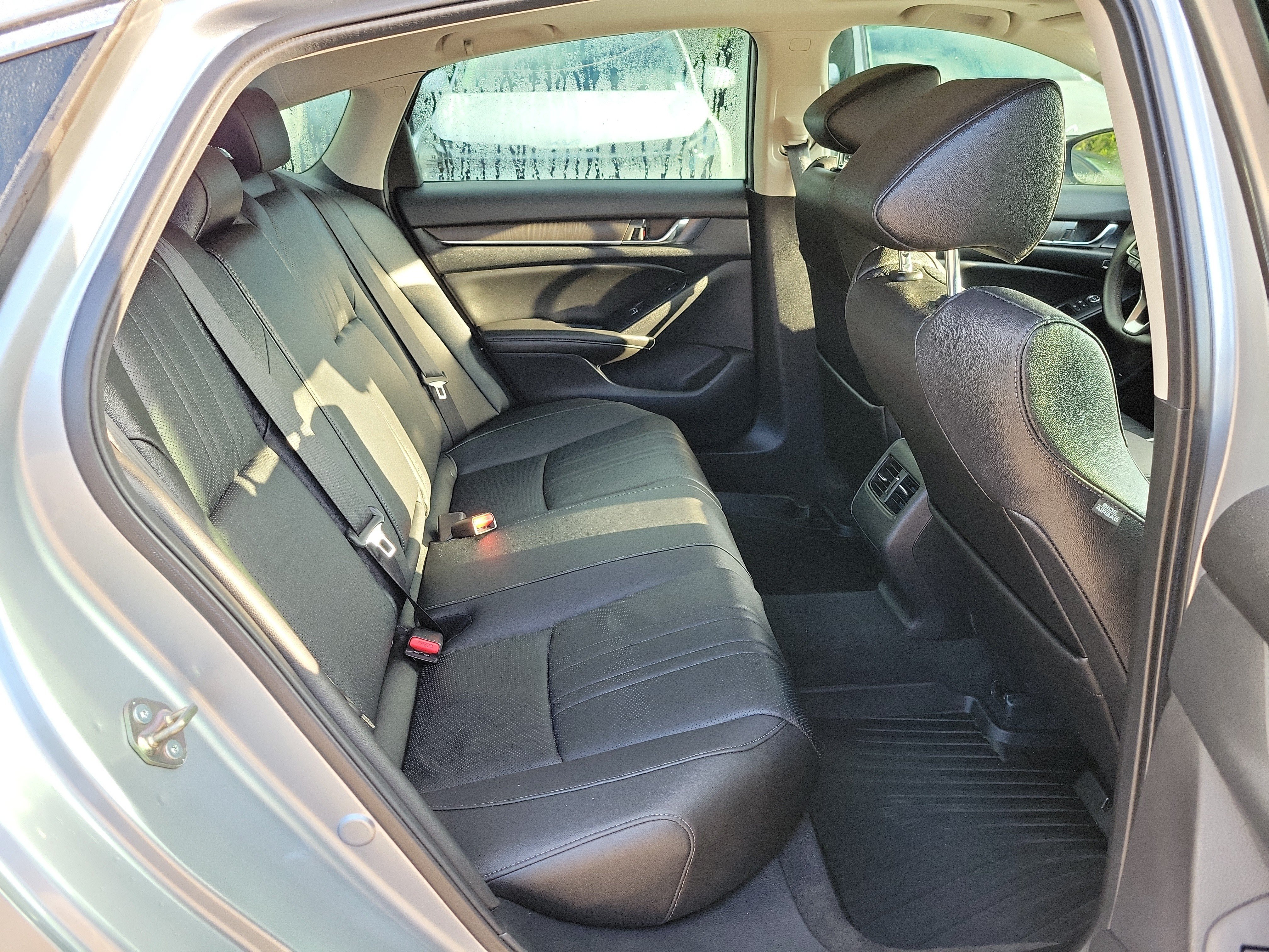 Used 2020 Honda Accord Touring image 12