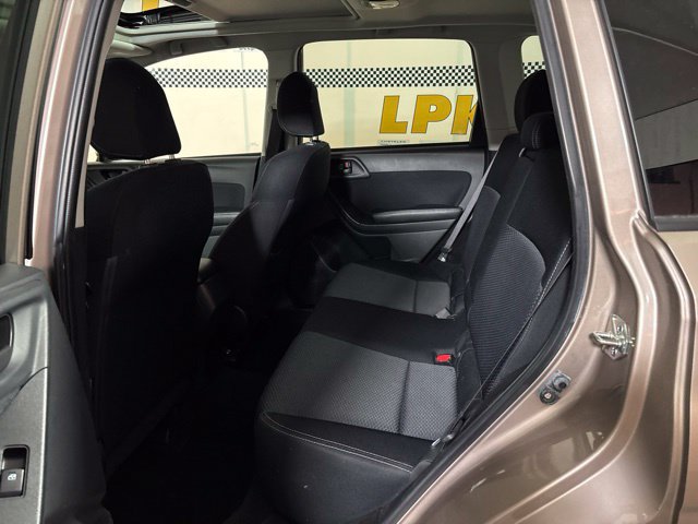 Used 2016 Subaru Forester 2.5i Premium w/ All-Weather Package AWD/4WD image 13