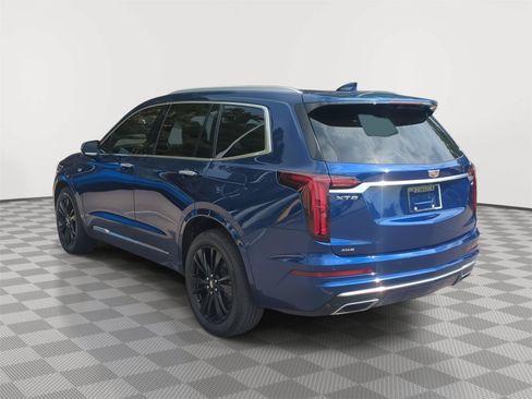 Used 2023 Cadillac XT6 Premium Luxury w/ Platinum Package AWD/4WD image 8