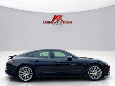Used 2017 Porsche Panamera image 6