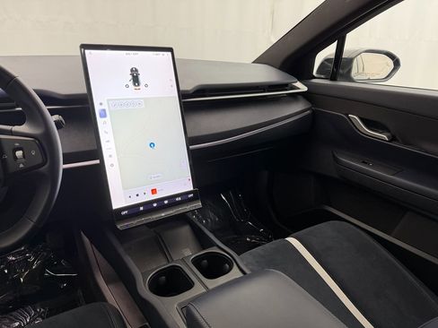 Used 2023 Fisker Ocean One image 16