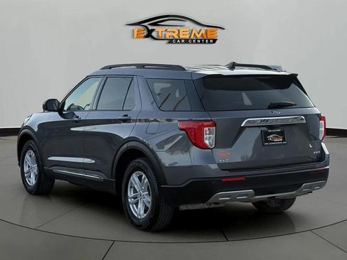 Used 2021 Ford Explorer XLT w/ Equipment Group 202A image 4