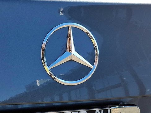 Used 2025 Mercedes-Benz C 300 4MATIC Sedan image 29