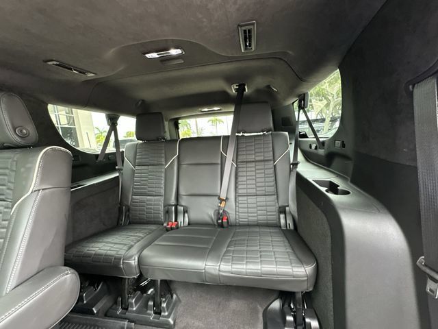 Certified 2024 Cadillac Escalade ESV Premium Luxury Platinum AWD/4WD image 30