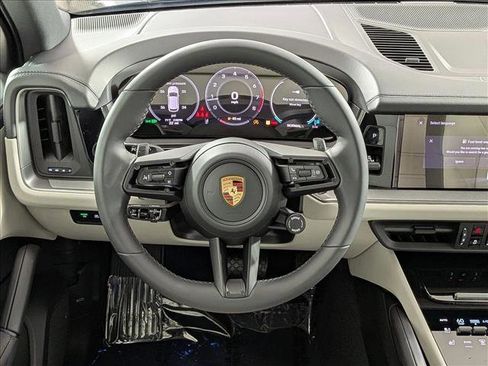 New 2026 Porsche Cayenne image 15