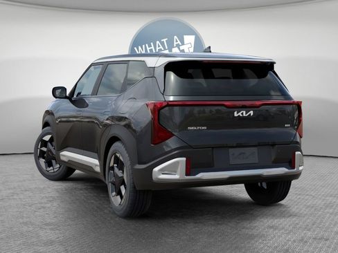 New 2027 Kia Seltos S AWD/4WD image 4