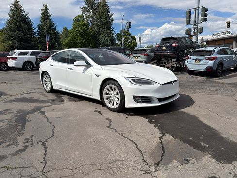 Used 2019 Tesla Model S Long Range AWD/4WD image 10
