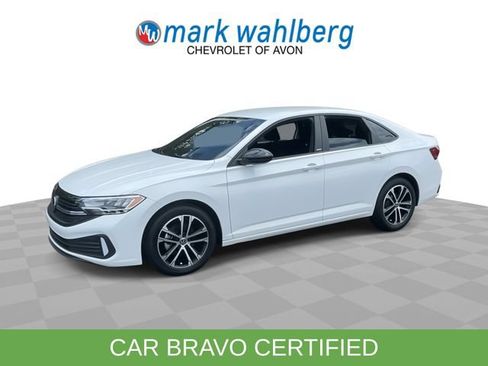 Used 2024 Volkswagen Jetta Sport FWD image 4