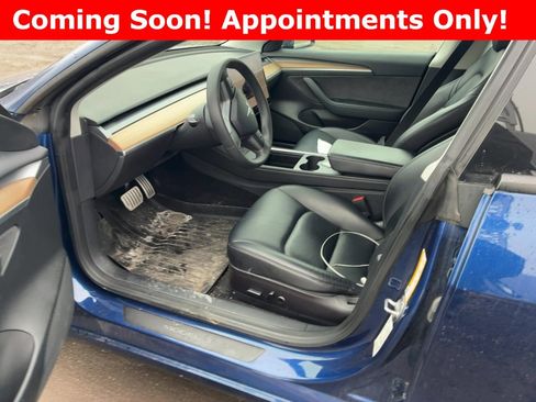 Used 2022 Tesla Model 3 Performance image 5