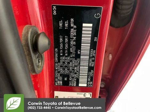 Used 2024 Toyota 4Runner TRD Off-Road Premium image 25