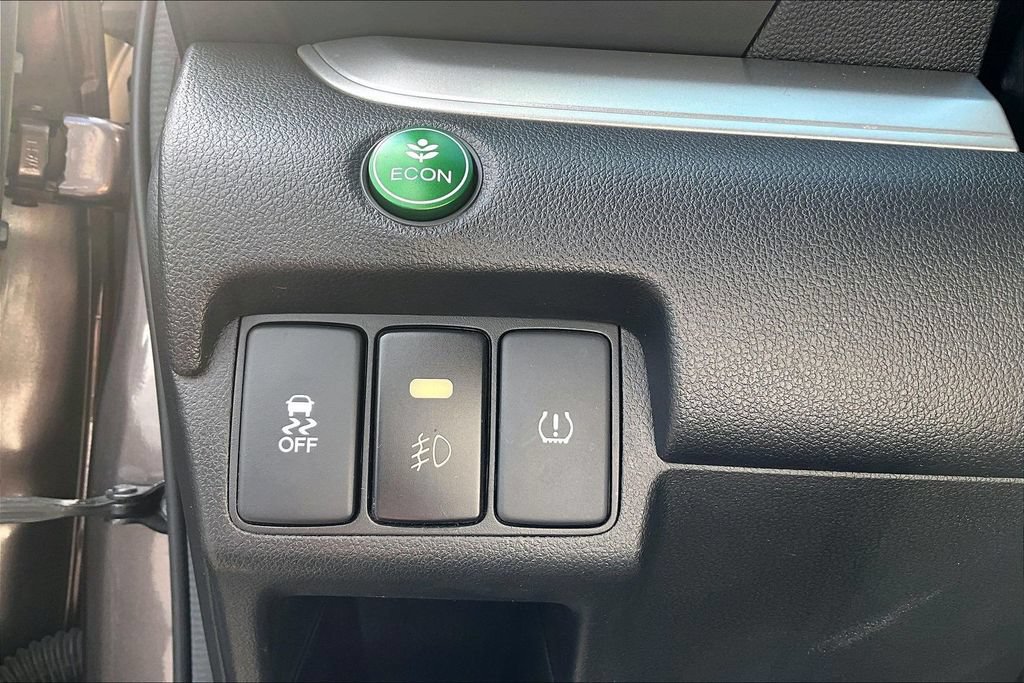 Used 2016 Honda CR-V SE image 16