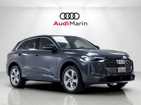 Used 2025 Audi Q5 Premium w/ Premium Plus AWD/4WD image 7