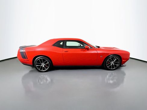 Used 2018 Dodge Challenger R/T Scat Pack RWD image 11