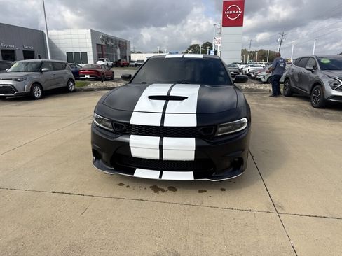 Used 2020 Dodge Charger R/T w/ Plus Group image 6