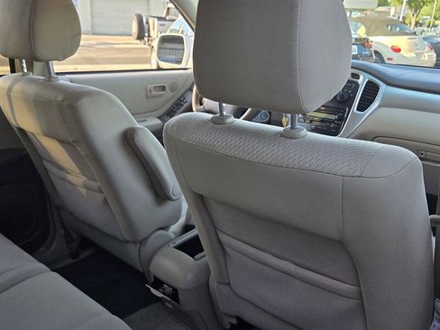 Used 2006 Toyota Highlander 2WD image 15