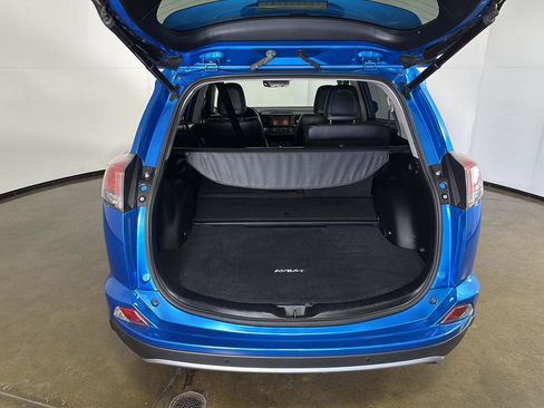 Used 2017 Toyota RAV4 Limited w/ Carpet Mat Package AWD/4WD image 15