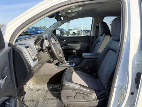 Used 2016 Chevrolet Colorado Z71 image 10