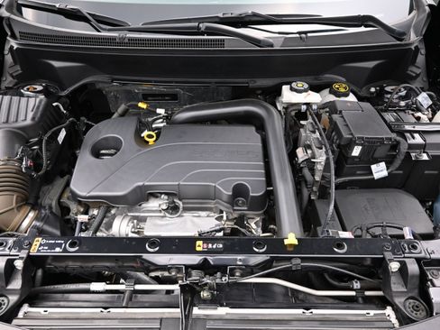 Used 2024 Chevrolet Equinox LS w/ LS Convenience Package FWD image 31