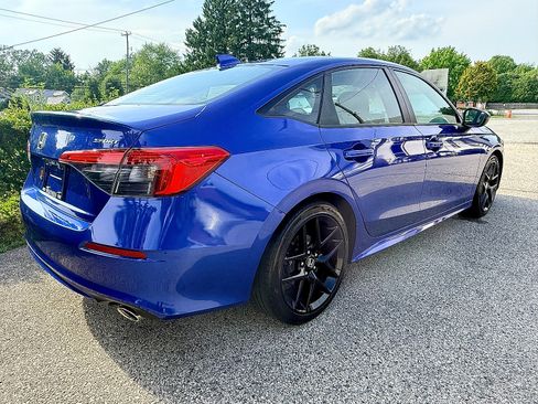 Used 2023 Honda Civic Sport image 4