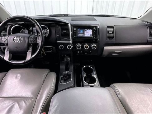 Used 2018 Toyota Sequoia Limited w/ Safety & Convenience Package image 15