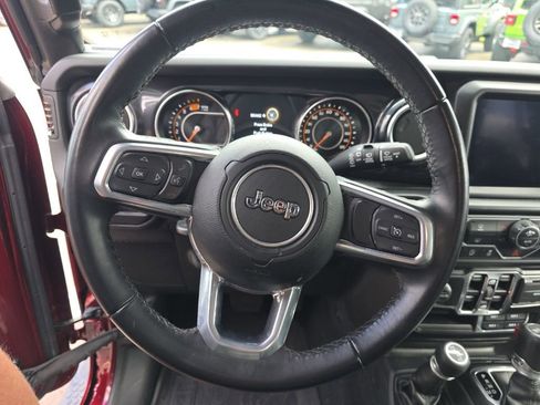 Certified 2022 Jeep Wrangler Unlimited Sahara AWD/4WD image 16