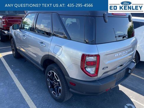 Used 2023 Ford Bronco Sport Outer Banks w/ Tech Package AWD/4WD image 3