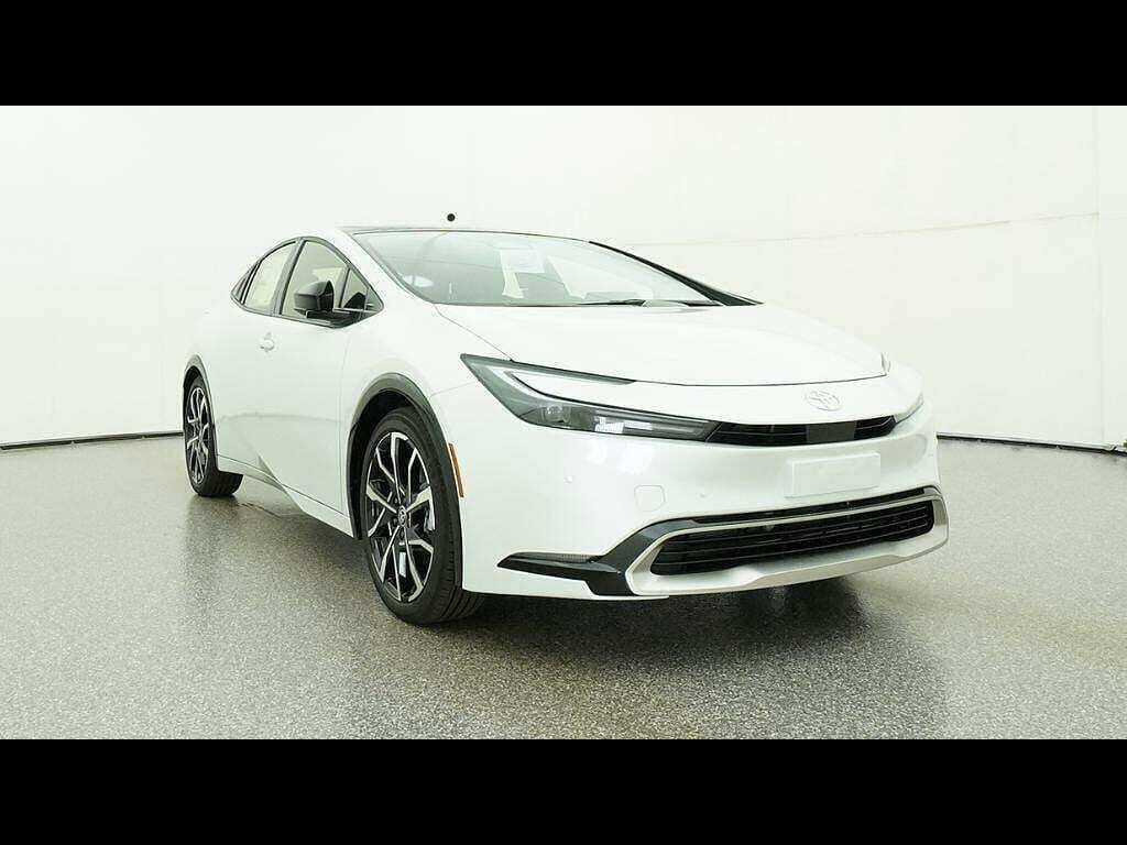 New 2026 Toyota Prius Plug-In Hybrid FWD image 8
