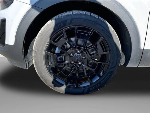 Used 2021 Kia Telluride EX w/ EX Premium Package AWD/4WD image 9