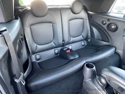 Used 2017 MINI Cooper S image 23