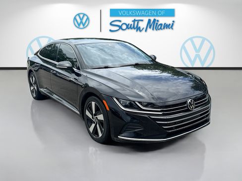 Used 2021 Volkswagen Arteon SE FWD image 1