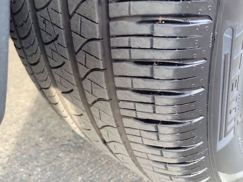 Used 2025 Ford Explorer ST image 25