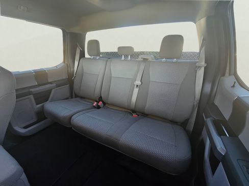 Used 2018 Ford F150 XLT image 11