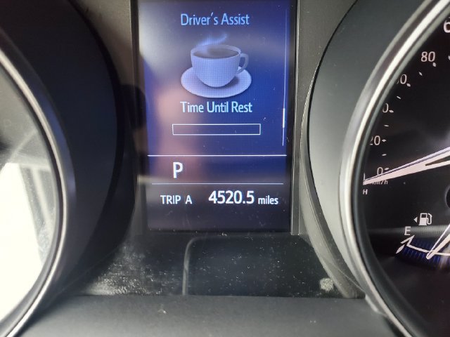 Used 2019 Toyota C-HR LE FWD image 25