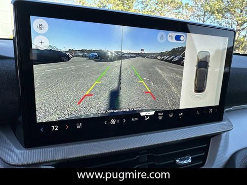 Used 2025 Ford Explorer Active w/ Active Comfort Package image 28