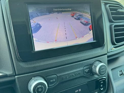 Used 2026 RAM ProMaster 2500 w/ Convenience Group FWD image 20
