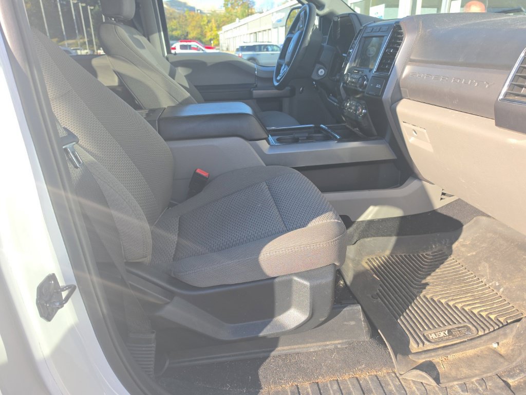 Used 2021 Ford F250 XLT w/ XLT Premium Package AWD/4WD image 7