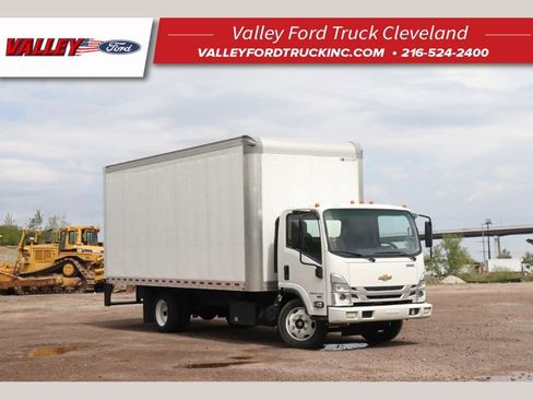 Used 2023 Chevrolet Low Cab Forward 5500XD RWD image 1
