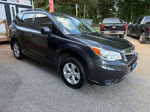 Used 2016 Subaru Forester 2.5i Premium w/ All-Weather Package AWD/4WD image 3