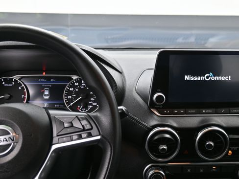 Used 2023 Nissan Sentra SV image 16