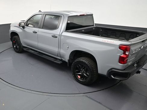 Used 2025 Chevrolet Silverado 1500 Custom Trail Boss AWD/4WD image 15