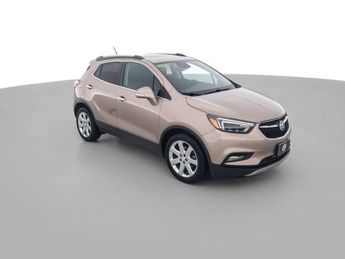 Used 2019 Buick Encore Essence w/ Experience Buick Package FWD image 3
