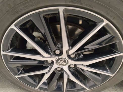 Used 2022 Toyota Camry SE image 31