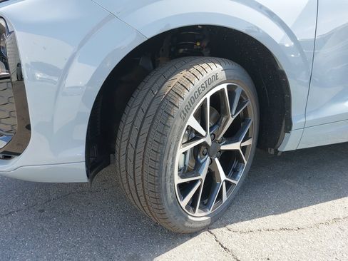 New 2026 Audi Q3 quattro 2.0T AWD/4WD image 36