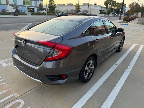 Used 2020 Honda Civic LX image 3