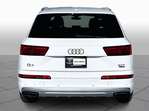 Used 2018 Audi Q7 3.0T Prestige w/ Prestige Package image 5