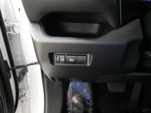 Used 2024 Toyota RAV4 XLE AWD/4WD image 26