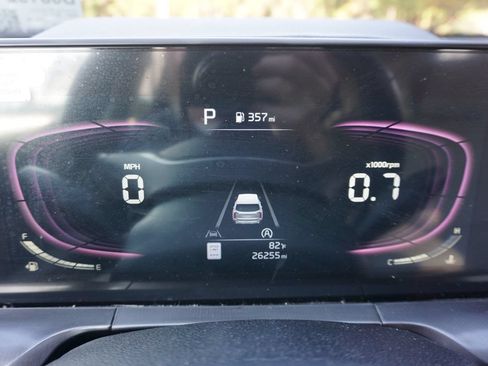 Used 2024 Kia Telluride S w/ S Sunroof Package FWD image 7