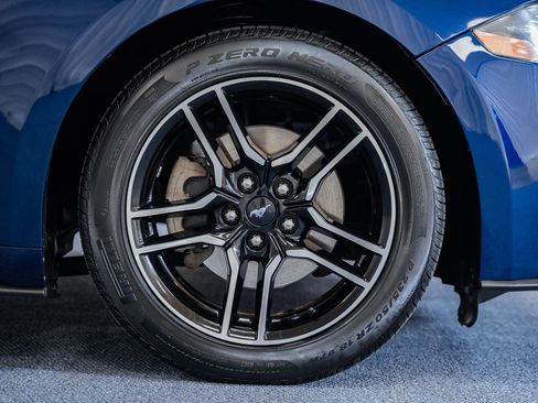 Certified 2019 Ford Mustang Coupe image 14