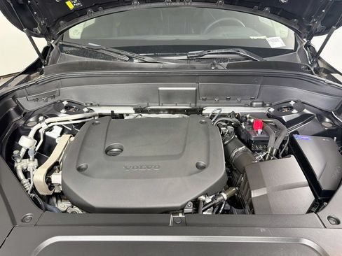 Certified 2023 Volvo XC90 B6 Plus w/ Protection Package Premier AWD/4WD image 32